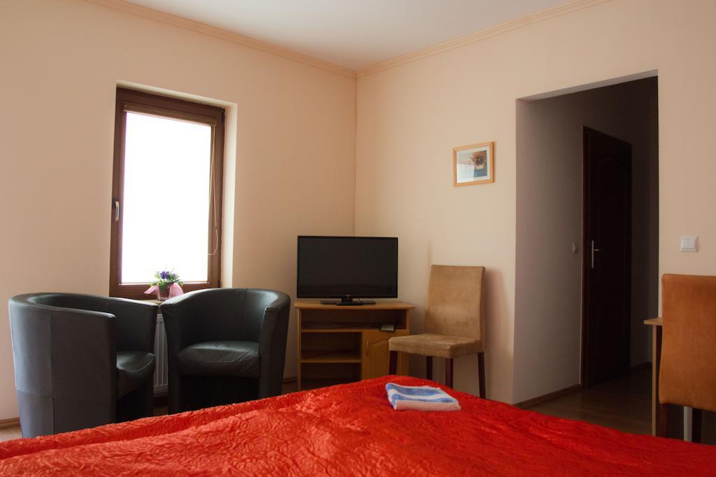 Dom Goscinny Pod Gora Chełmno Zimmer foto